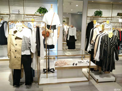 拉夏貝爾服飾（太倉）柳州城中萬達分公司 引領時尚潮流，打造優質零售體驗